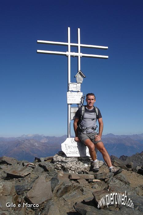 12-MARCO in vetta al Pizzo Coca.jpg - 12-MARCO in vetta al Pizzo Coca (3050 m)